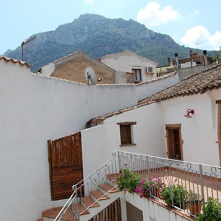 Rifugio Di Galte Bed & Breakfast Galtellì Екстериор снимка
