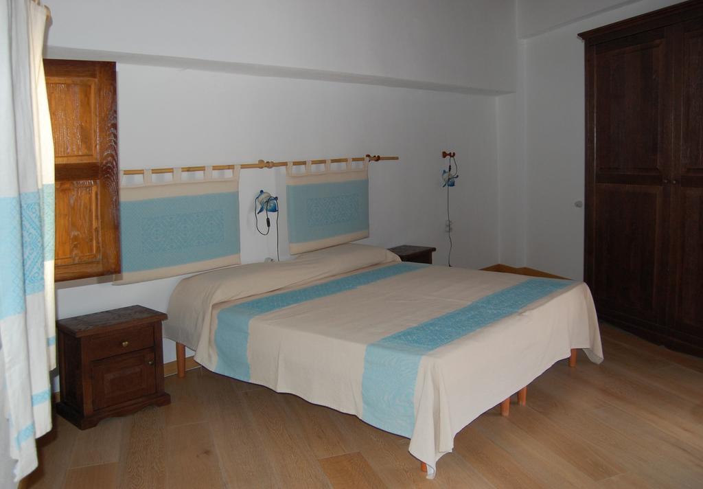 Rifugio Di Galte Bed & Breakfast Galtellì Стая снимка